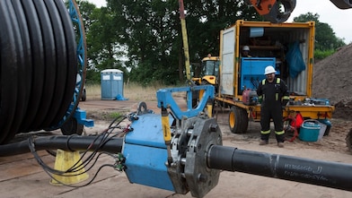Koppelkstuk van pijplijn wordt gekoppeld